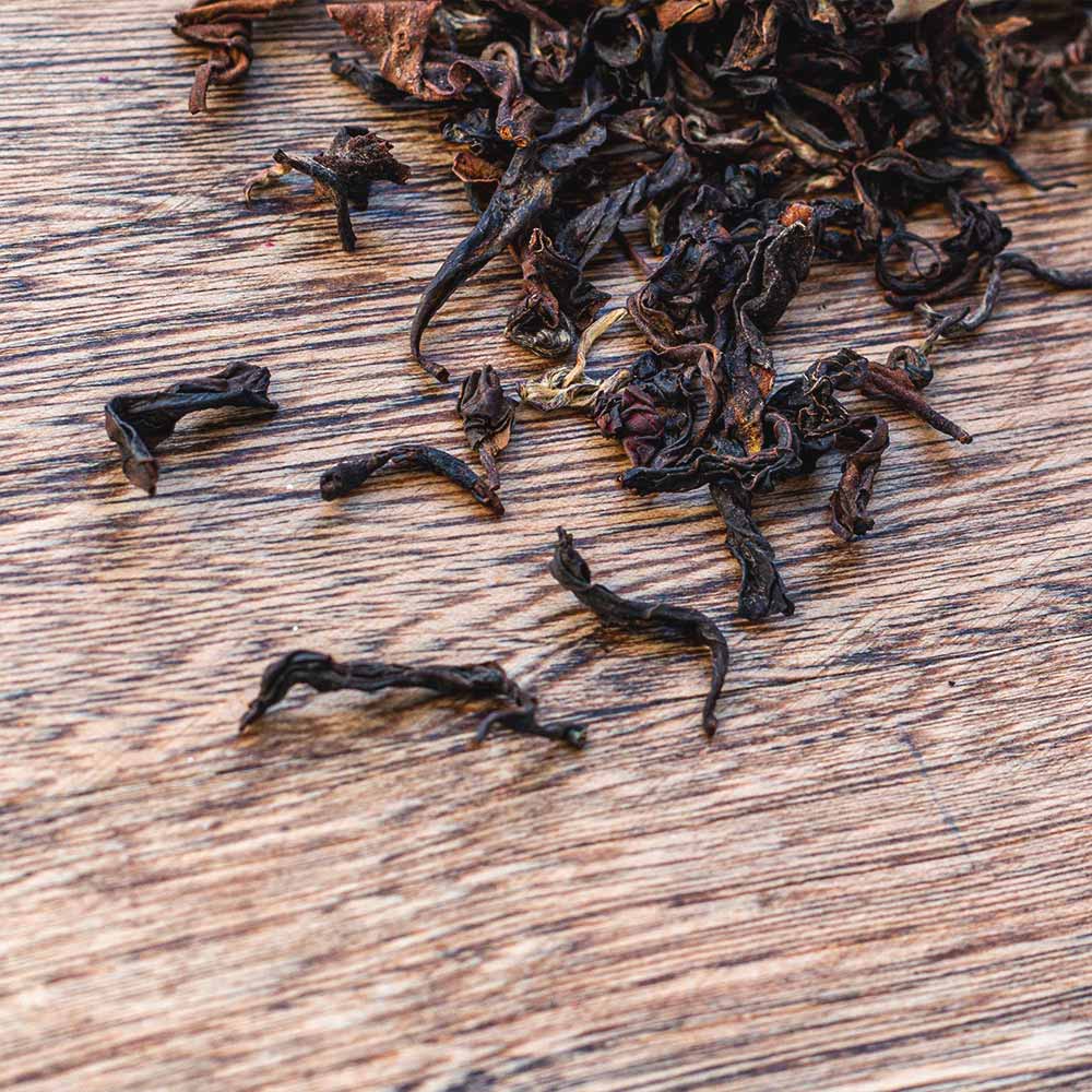individual leaves of our Rare Pipachá Oolong tea